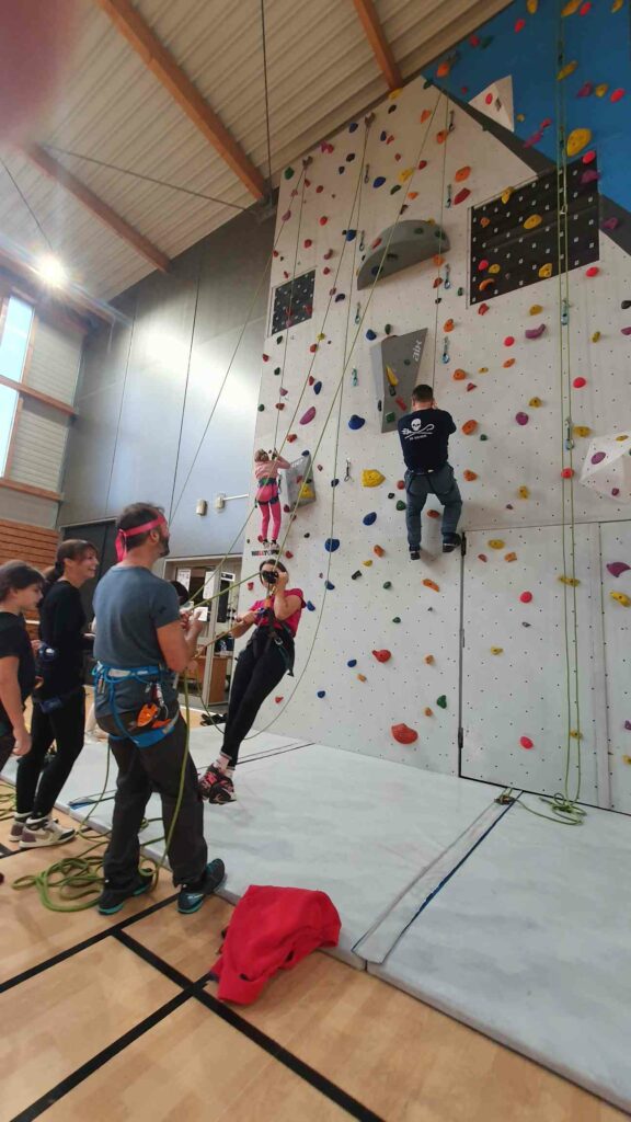 journée escalade gymnase Lacousteyre